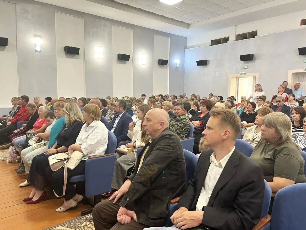 Завтра министр здравоохранения Новгородской области Валерий Яковлев будет работать в Хвойнинском округе: Завтра министр здравоохранения Новгородской области Валерий Яковлев будет работать в Хвойнинском округе:
