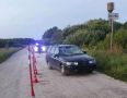 Мужчина сломал ногу и руку в ночном ДТП в Батецком округе
