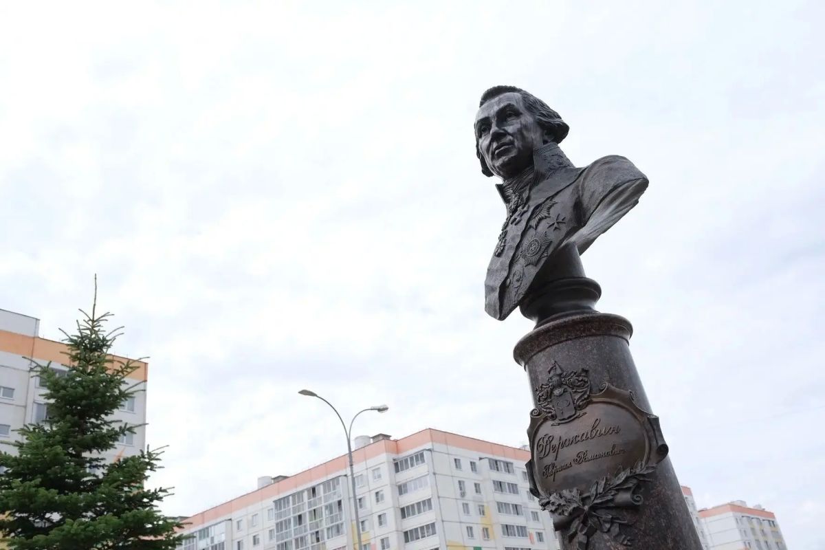 В Новгородской области стартовала "Державинская неделя" В Новгородской области стартовала "Державинская неделя"