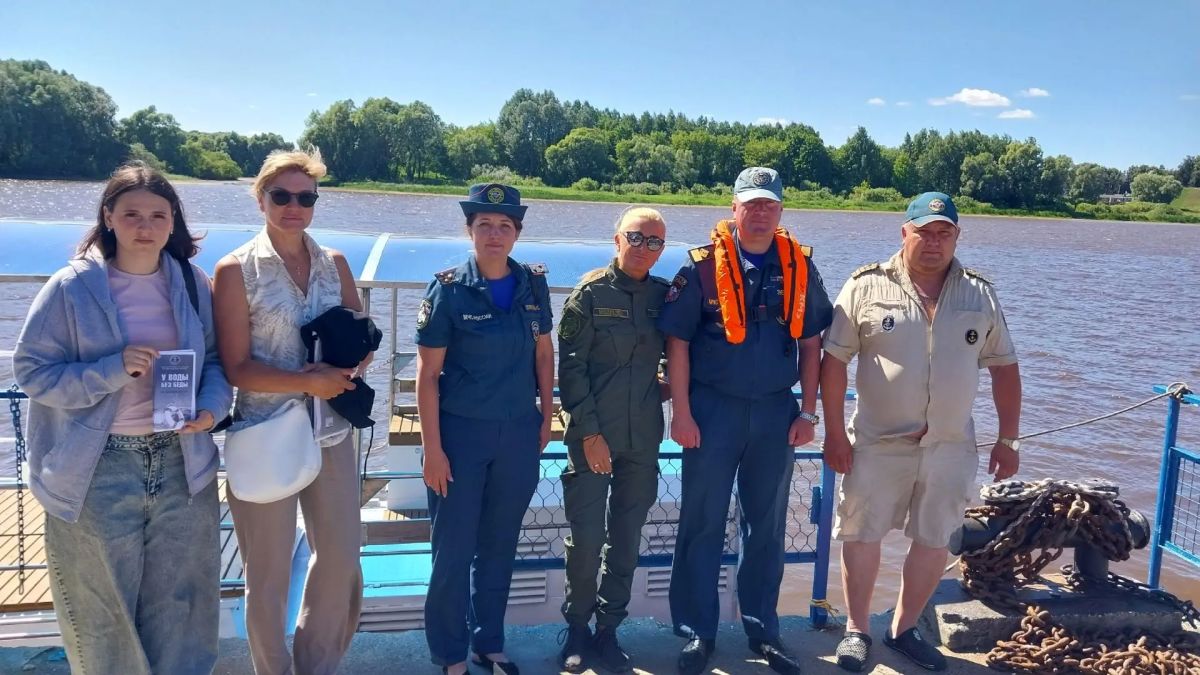 Новгородцам напоминают о правилах безопасности на воде