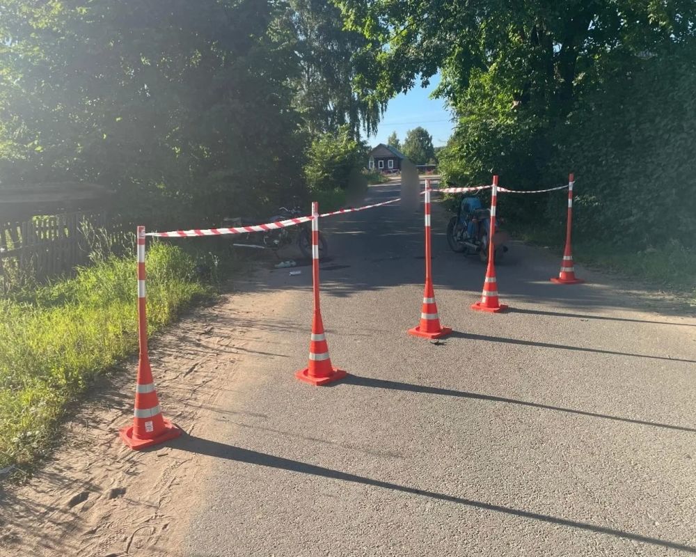 За один день в Новгородской области в двух ДТП пострадали водители мопедов За один день в Новгородской области в двух ДТП пострадали водители мопедов