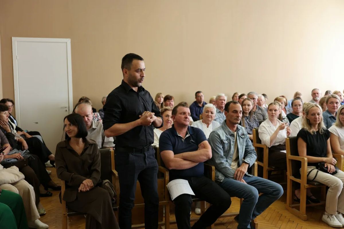 Юрий Бобрышев оценил реализацию проектов инициативного бюджетирования в Шимском округе Юрий Бобрышев оценил реализацию проектов инициативного бюджетирования в Шимском округе