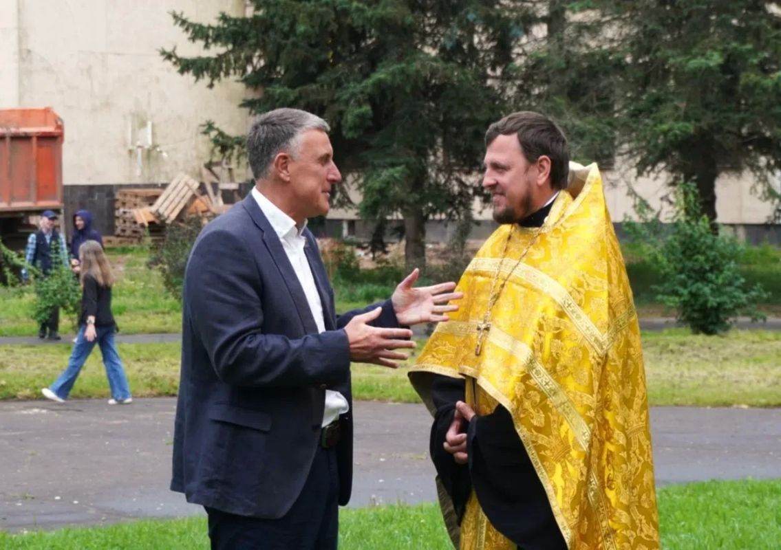 Ещё один сквер благоустроят в Великом Новгороде! Ещё один сквер благоустроят в Великом Новгороде!