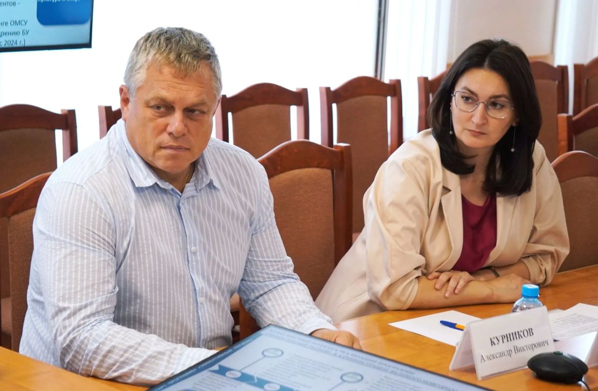 Александр Розбаум: Уважаемые Новгородцы!. . При поддержке Губернатора области Александра Валентиновича Дронова, в рамках проекта «Город-Университет», мы вместе с нашей молодёжью реализуем проект «Развиваем город вместе!» ... Александр Розбаум: Уважаемые Новгородцы!. . При поддержке Губернатора области Александра Валентиновича Дронова, в рамках проекта «Город-Университет», мы вместе с нашей молодёжью реализуем проект «Развиваем город вместе!» ...