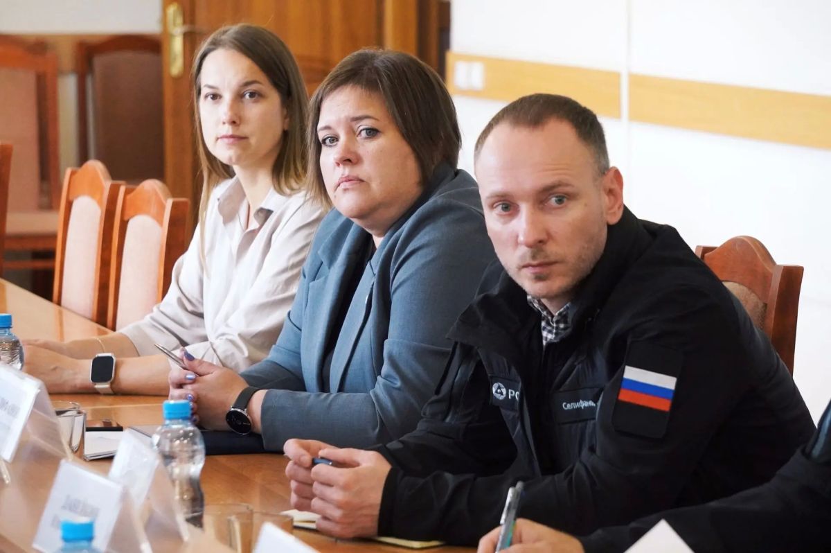 Александр Розбаум: Уважаемые Новгородцы!. . При поддержке Губернатора области Александра Валентиновича Дронова, в рамках проекта «Город-Университет», мы вместе с нашей молодёжью реализуем проект «Развиваем город вместе!» ... Александр Розбаум: Уважаемые Новгородцы!. . При поддержке Губернатора области Александра Валентиновича Дронова, в рамках проекта «Город-Университет», мы вместе с нашей молодёжью реализуем проект «Развиваем город вместе!» ...