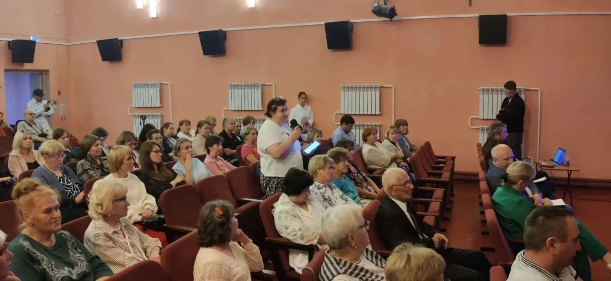 Прямой диалог с жителями Батецкого округа Прямой диалог с жителями Батецкого округа