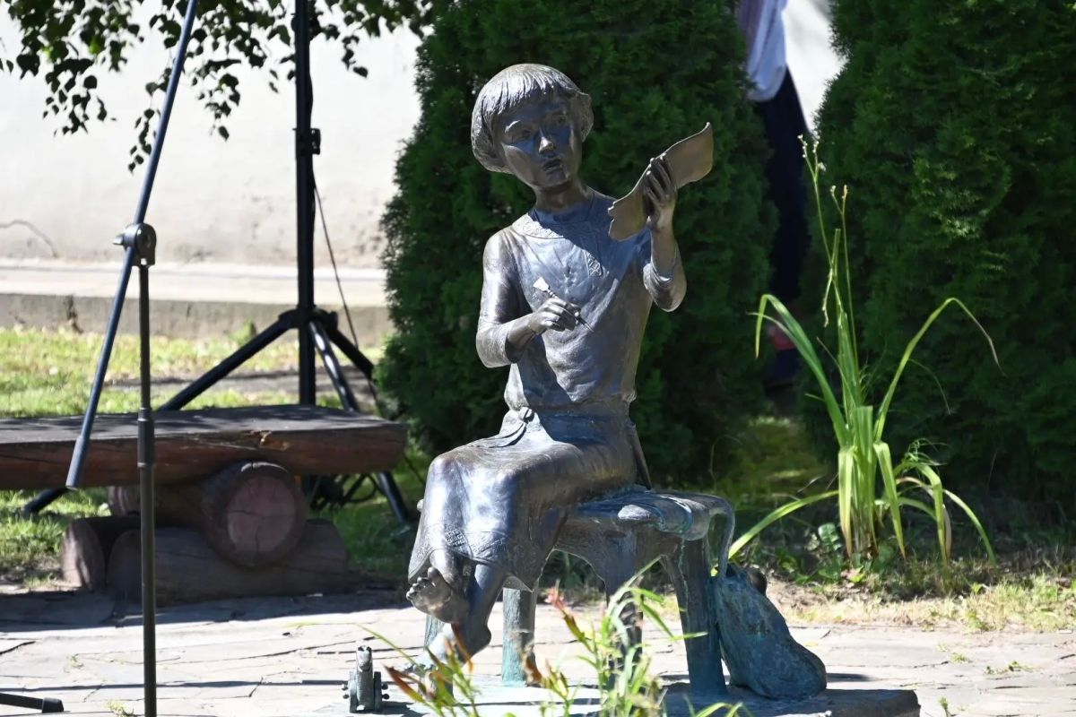 75 лет исполнилось со дня находки первой берестяной грамоты 75 лет исполнилось со дня находки первой берестяной грамоты