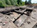 Археологи ведут раскопки в Великом Новгороде на месте улицы XII века