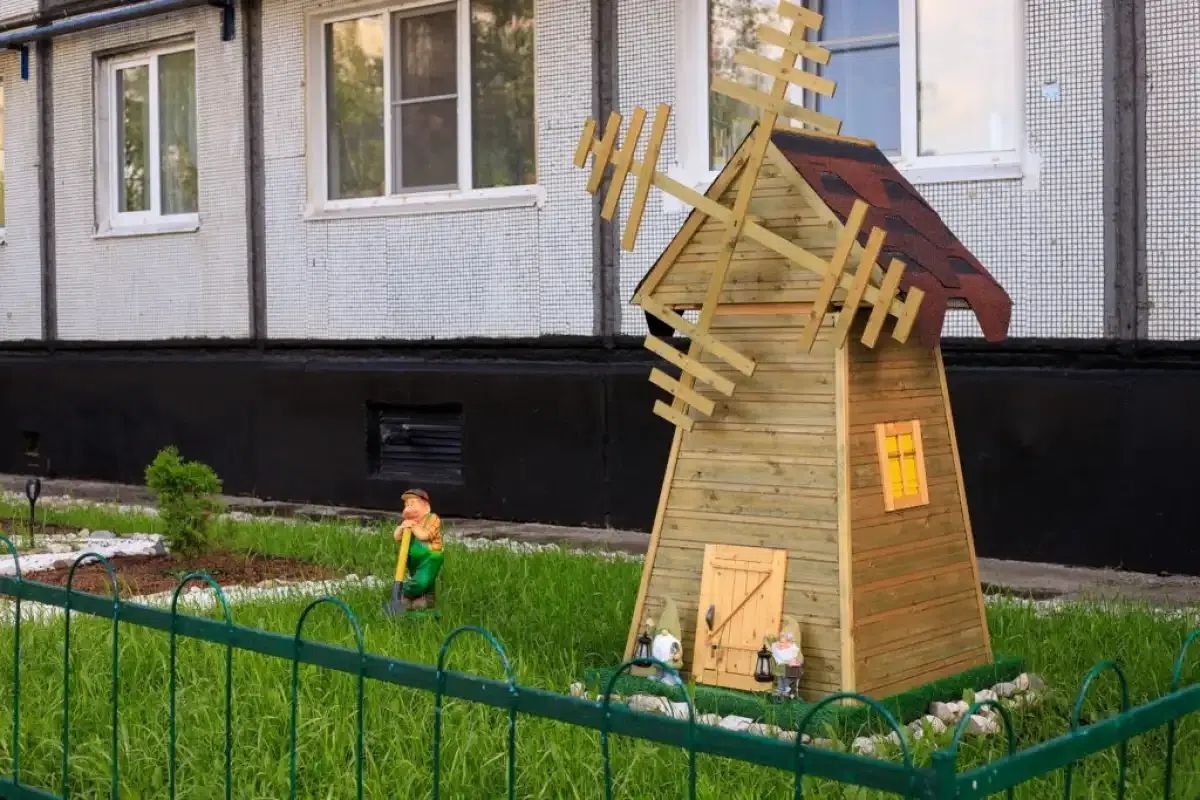 Названы самые благоустроенные дворы Великого Новгорода Названы самые благоустроенные дворы Великого Новгорода