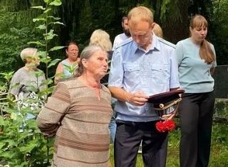 В Боровичском округе почтили память сержанта Сергея Чиркунова, погибшего при исполнении долга на Северном Кавказе В Боровичском округе почтили память сержанта Сергея Чиркунова, погибшего при исполнении долга на Северном Кавказе