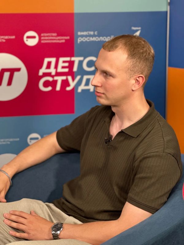 Чем занимается сообщество молодых предпринимателей? Чем занимается сообщество молодых предпринимателей?