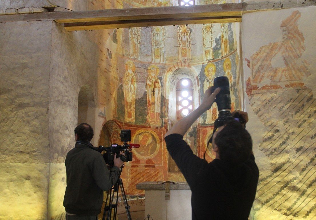 В церкви Спаса Преображения на Нередице представили мультимедийную экспозицию