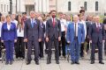 Александр Розбаум: Уважаемые Новгородцы!. Сегодня, в День Государственного флага, в центре Новгородского кремля у памятника «1000-летие России», в торжественной обстановке вручили юным новгородцам паспорта граждан Российской...