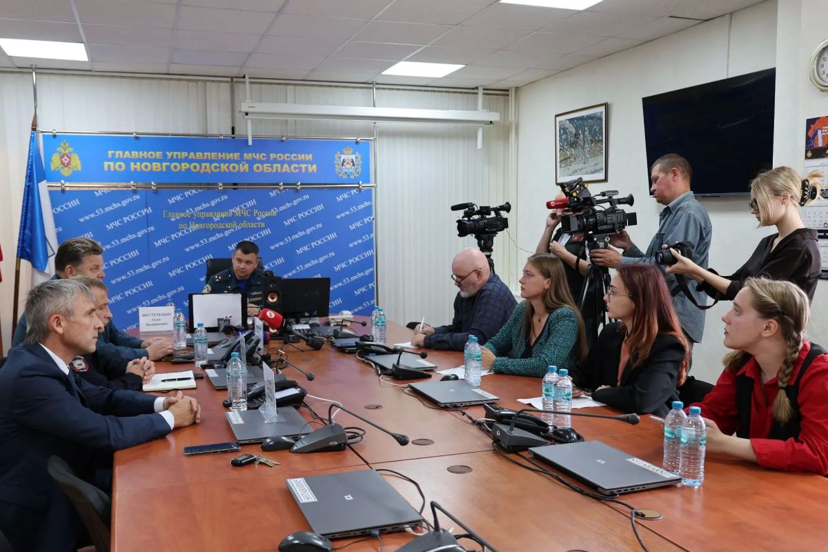 Представители УМВД и спасательных служб провели пресc-конференцию по теме розыска людей, потерявшихся в природной среде Представители УМВД и спасательных служб провели пресc-конференцию по теме розыска людей, потерявшихся в природной среде