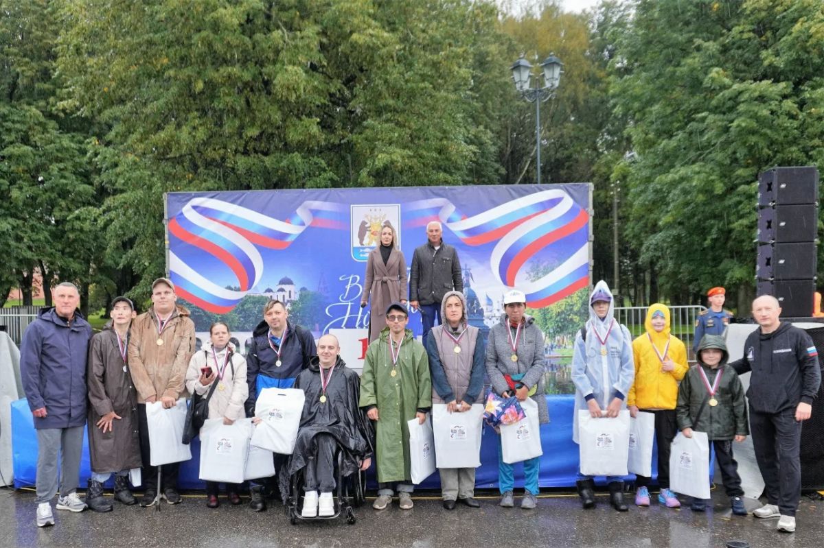 Более 700 новгородцев приняли участие в традиционной 78-й легкоатлетической эстафете Более 700 новгородцев приняли участие в традиционной 78-й легкоатлетической эстафете