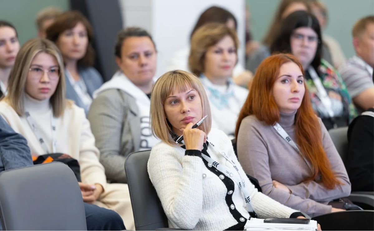 Где сегодня рождаются профессии завтрашнего дня? В Великом Новгороде Где сегодня рождаются профессии завтрашнего дня? В Великом Новгороде
