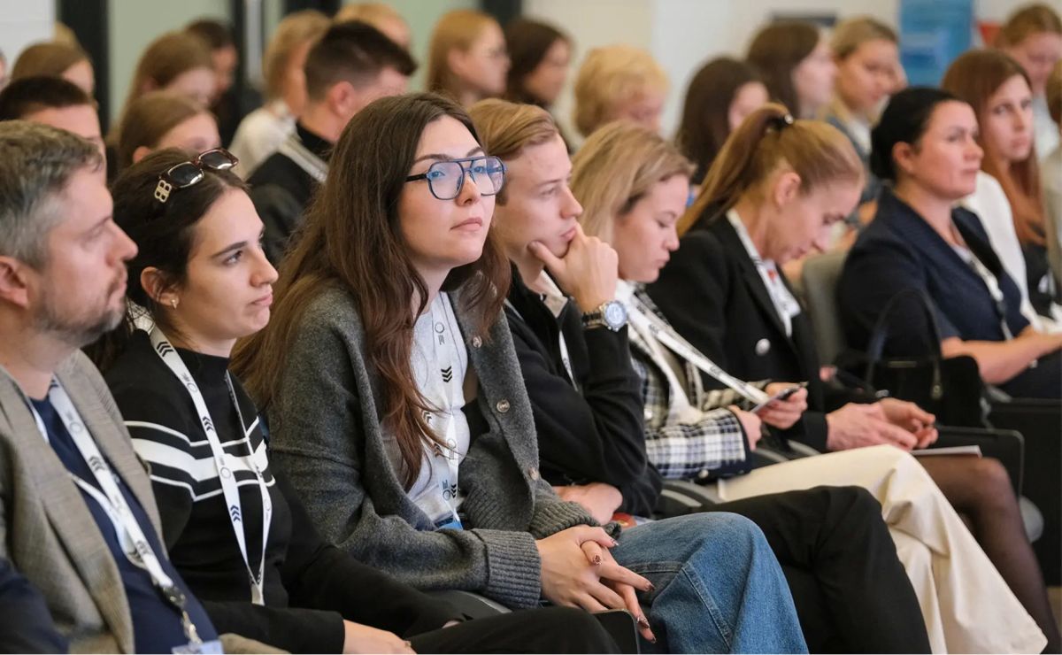 Где сегодня рождаются профессии завтрашнего дня? В Великом Новгороде Где сегодня рождаются профессии завтрашнего дня? В Великом Новгороде