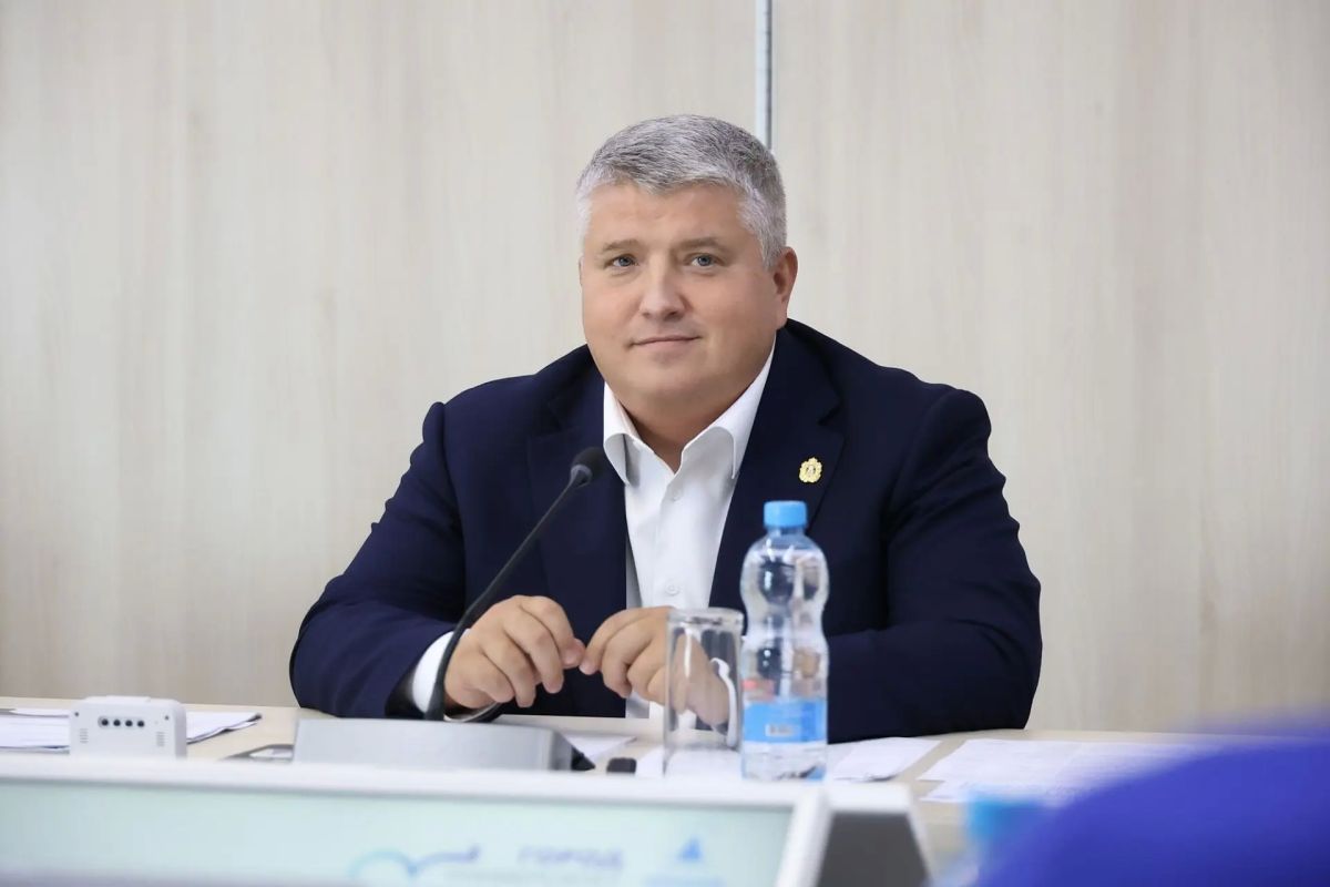 Александр Розбаум: Уважаемые Новгородцы!. На заседании Совета по реализации регионального приоритетного проекта «Город – Университет» доложил Губернатору области Александру Валентиновичу Дронову и коллегам об итогах... Александр Розбаум: Уважаемые Новгородцы!. На заседании Совета по реализации регионального приоритетного проекта «Город – Университет» доложил Губернатору области Александру Валентиновичу Дронову и коллегам об итогах...