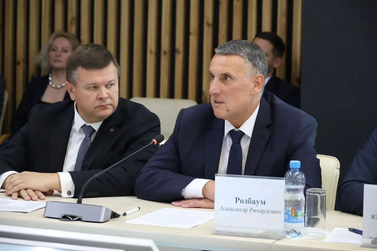 Александр Розбаум: Уважаемые Новгородцы!. На заседании Совета по реализации регионального приоритетного проекта «Город – Университет» доложил Губернатору области Александру Валентиновичу Дронову и коллегам об итогах... Александр Розбаум: Уважаемые Новгородцы!. На заседании Совета по реализации регионального приоритетного проекта «Город – Университет» доложил Губернатору области Александру Валентиновичу Дронову и коллегам об итогах...