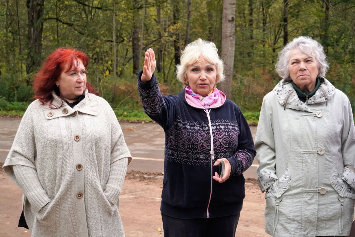 Александр Розбаум: Уважаемые Новгородцы!. . Сегодня с коллегами, в парке «Деревяницкая роща» встретились с активными жителями микрорайона и вместе с подрядчиком обсудили вопросы установки забора вокруг территории старого... Александр Розбаум: Уважаемые Новгородцы!. . Сегодня с коллегами, в парке «Деревяницкая роща» встретились с активными жителями микрорайона и вместе с подрядчиком обсудили вопросы установки забора вокруг территории старого...
