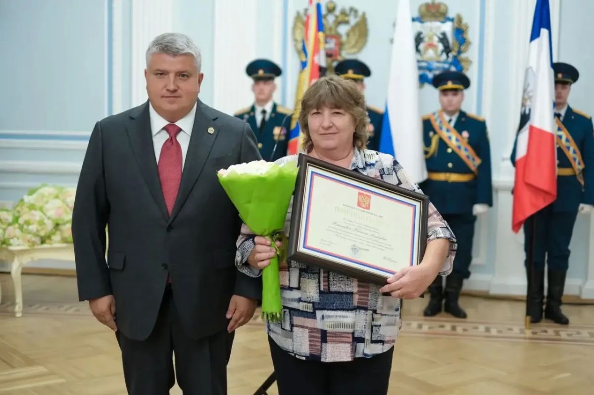 Новгородские медики отмечены высокими государственными наградами Новгородские медики отмечены высокими государственными наградами