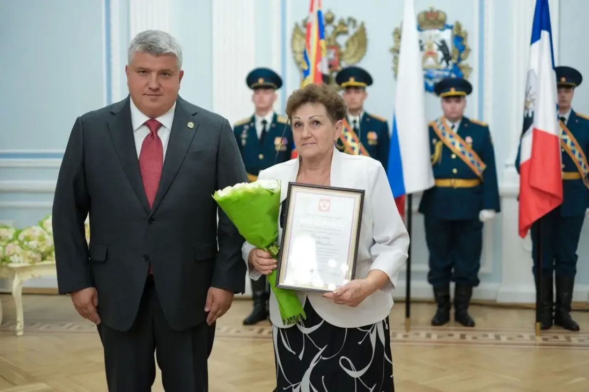 Новгородские медики отмечены высокими государственными наградами Новгородские медики отмечены высокими государственными наградами