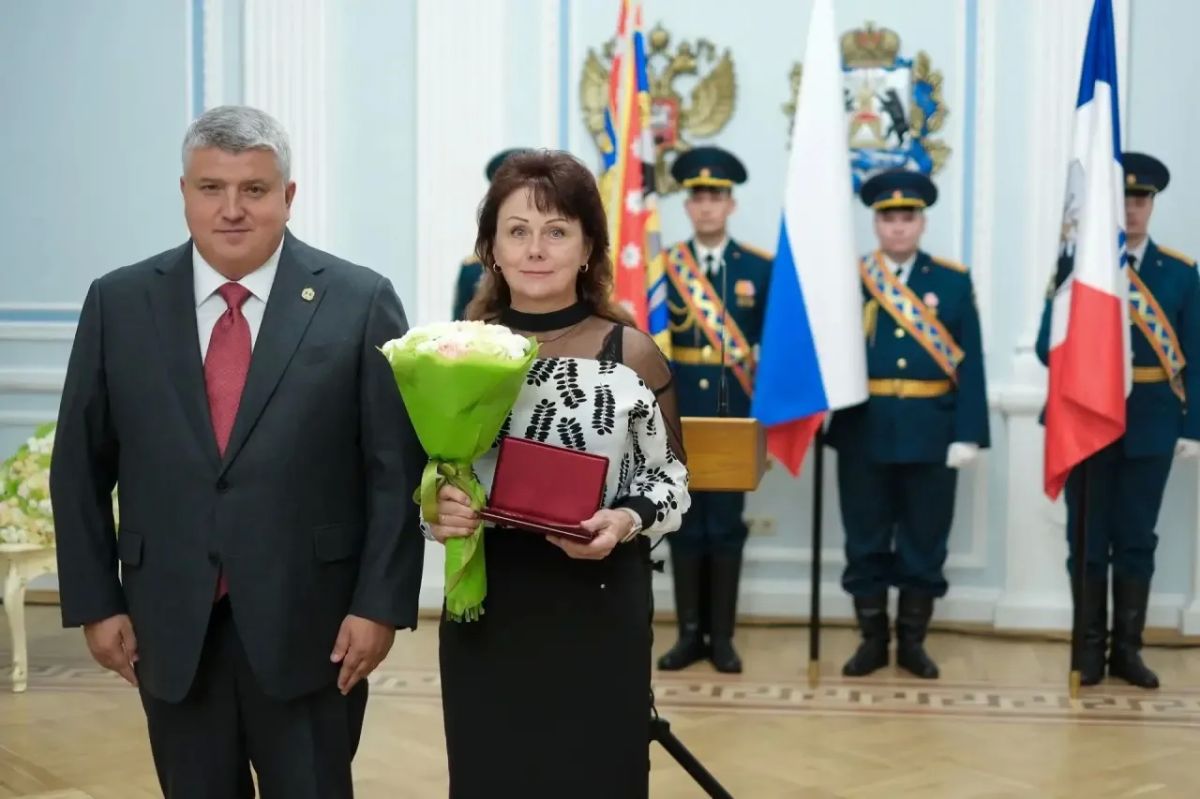 Новгородские медики отмечены высокими государственными наградами Новгородские медики отмечены высокими государственными наградами