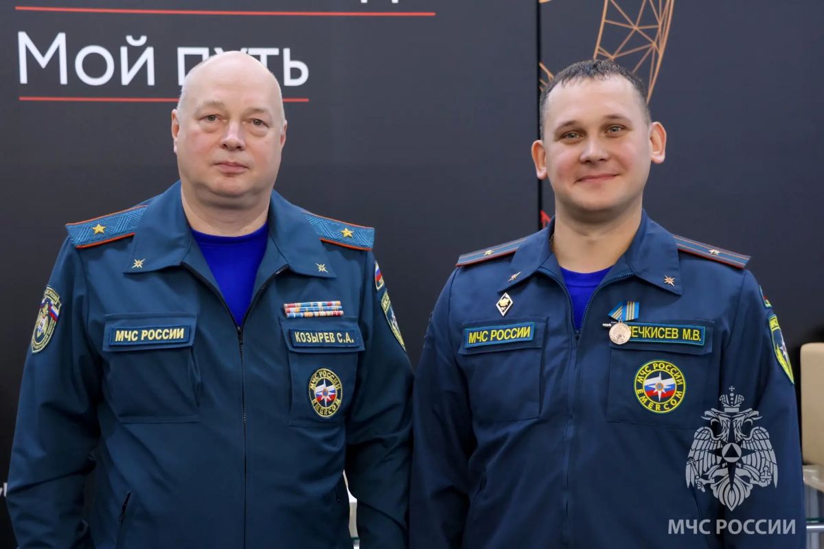 В Великом Новгороде прошел учебно-методический сбор с руководящим составом В Великом Новгороде прошел учебно-методический сбор с руководящим составом