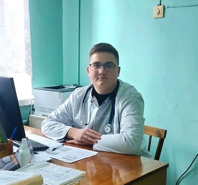 Министр здравоохранения Новгородской области Валерий Яковлев рассказал о новых сотрудниках Пестовской ЦРБ Министр здравоохранения Новгородской области Валерий Яковлев рассказал о новых сотрудниках Пестовской ЦРБ