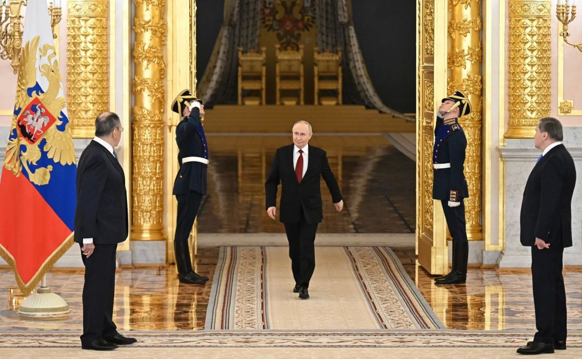 Александр Розбаум: Сегодня День рождения у Президента России Верховного Главнокомандующего Вооруженными Силами Российской Федерации Владимира Владимировича Путина
