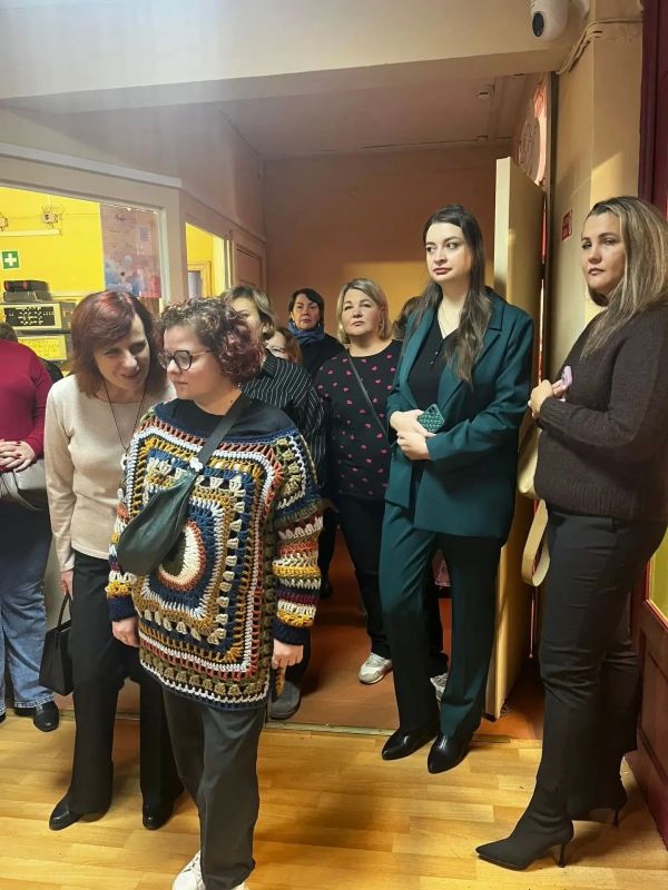 «МедАрт. Целители в искусстве»: новгородские доктора взяли кисти в руки! «МедАрт. Целители в искусстве»: новгородские доктора взяли кисти в руки!