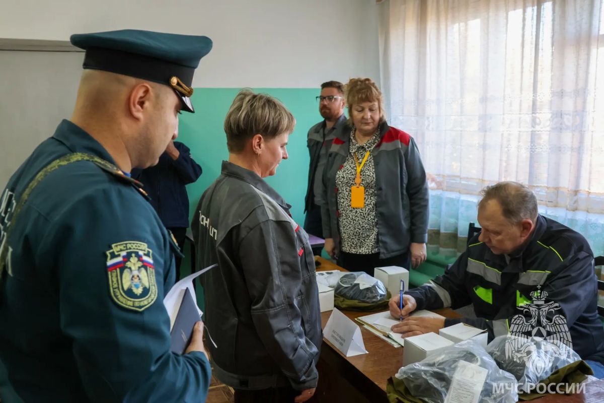 В Новгородской области, как и по всей стране, завершилась штабная тренировка по гражданской обороне В Новгородской области, как и по всей стране, завершилась штабная тренировка по гражданской обороне