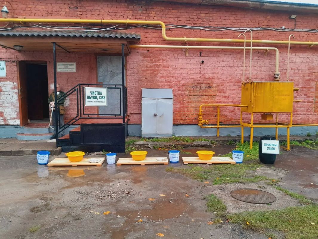 На учениях в Великом Новгороде баня помогла победить радиацию