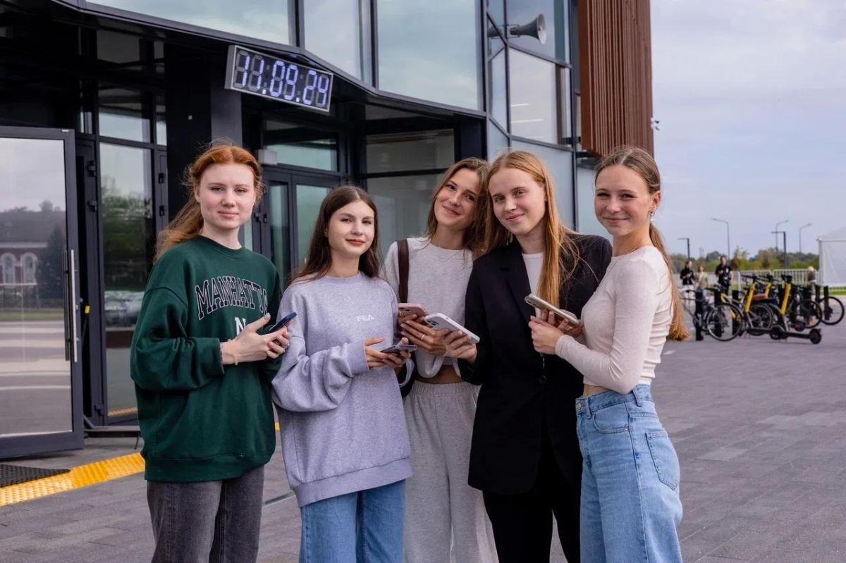 Поддержим Великий Новгород в борьбе за звание «Молодёжной столицы России — 2027»! Поддержим Великий Новгород в борьбе за звание «Молодёжной столицы России — 2027»!