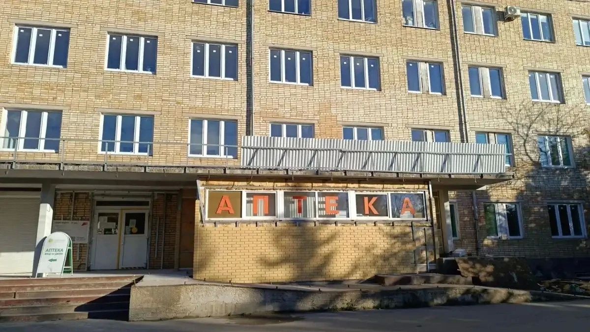 В поликлинике №4 в Великом Новгороде поменяли все окна