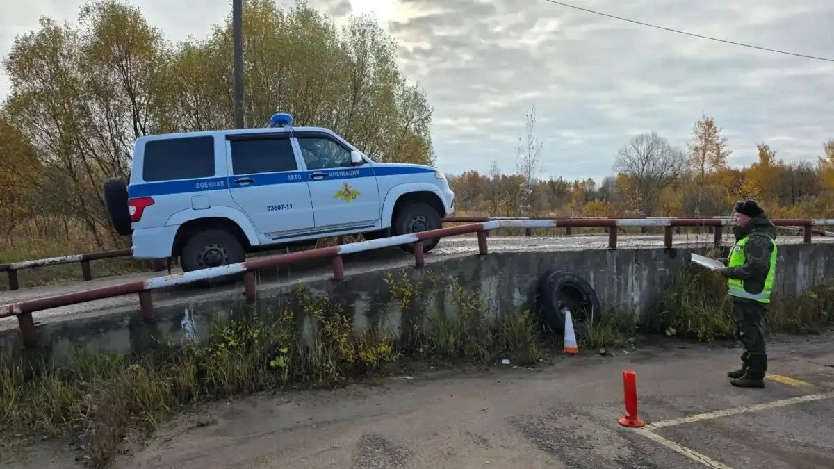 Инспекторы 36-й ВАИ Новгородской области прошли проверку по итогам обучения