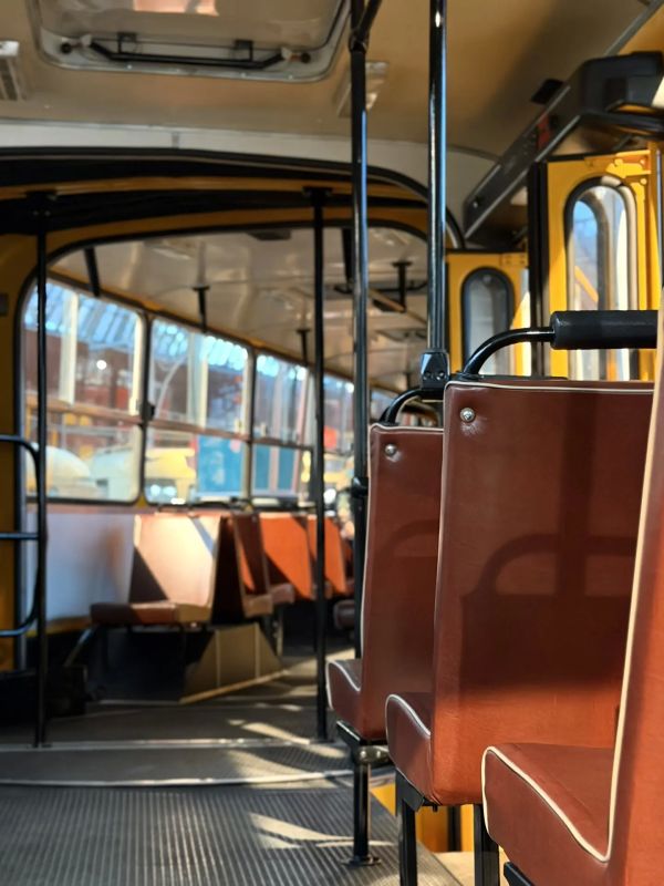 Ikarus 280. Легендарный желтый автобус Ikarus 280. Легендарный желтый автобус