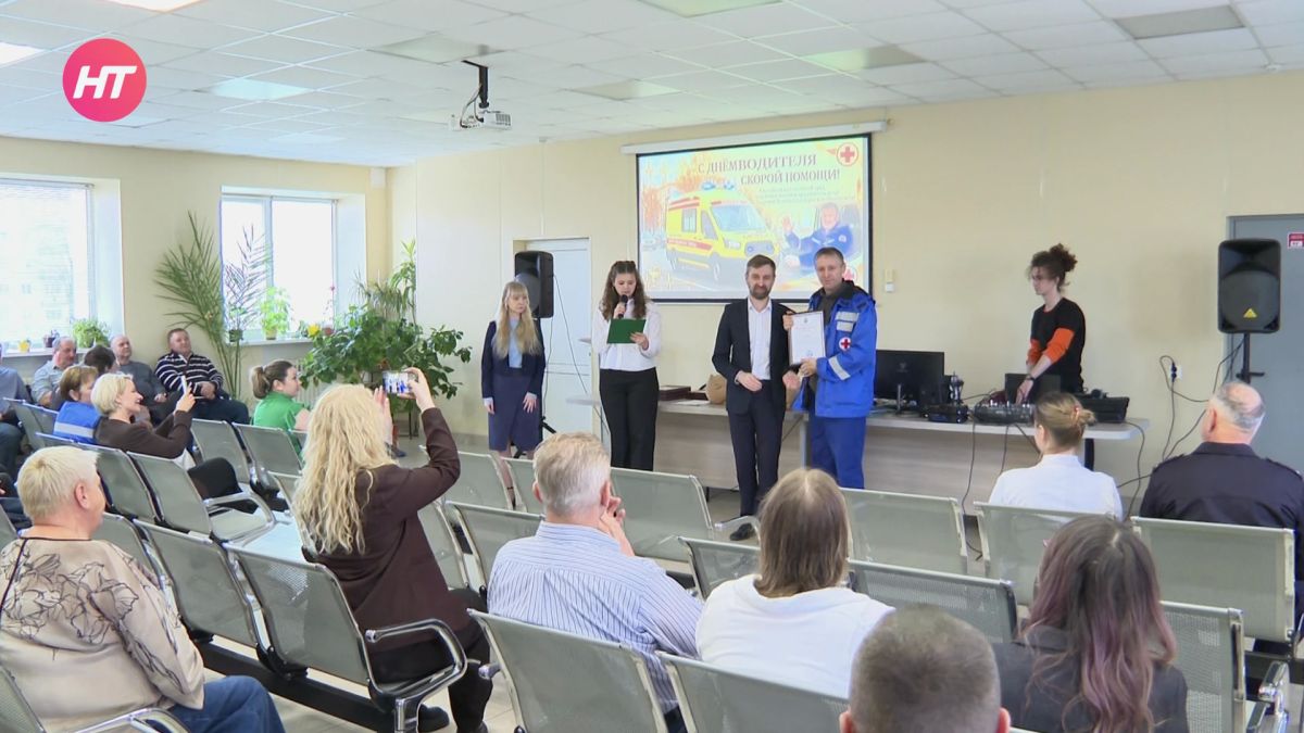 В Великом Новгороде наградили лучших водителей скорой помощи